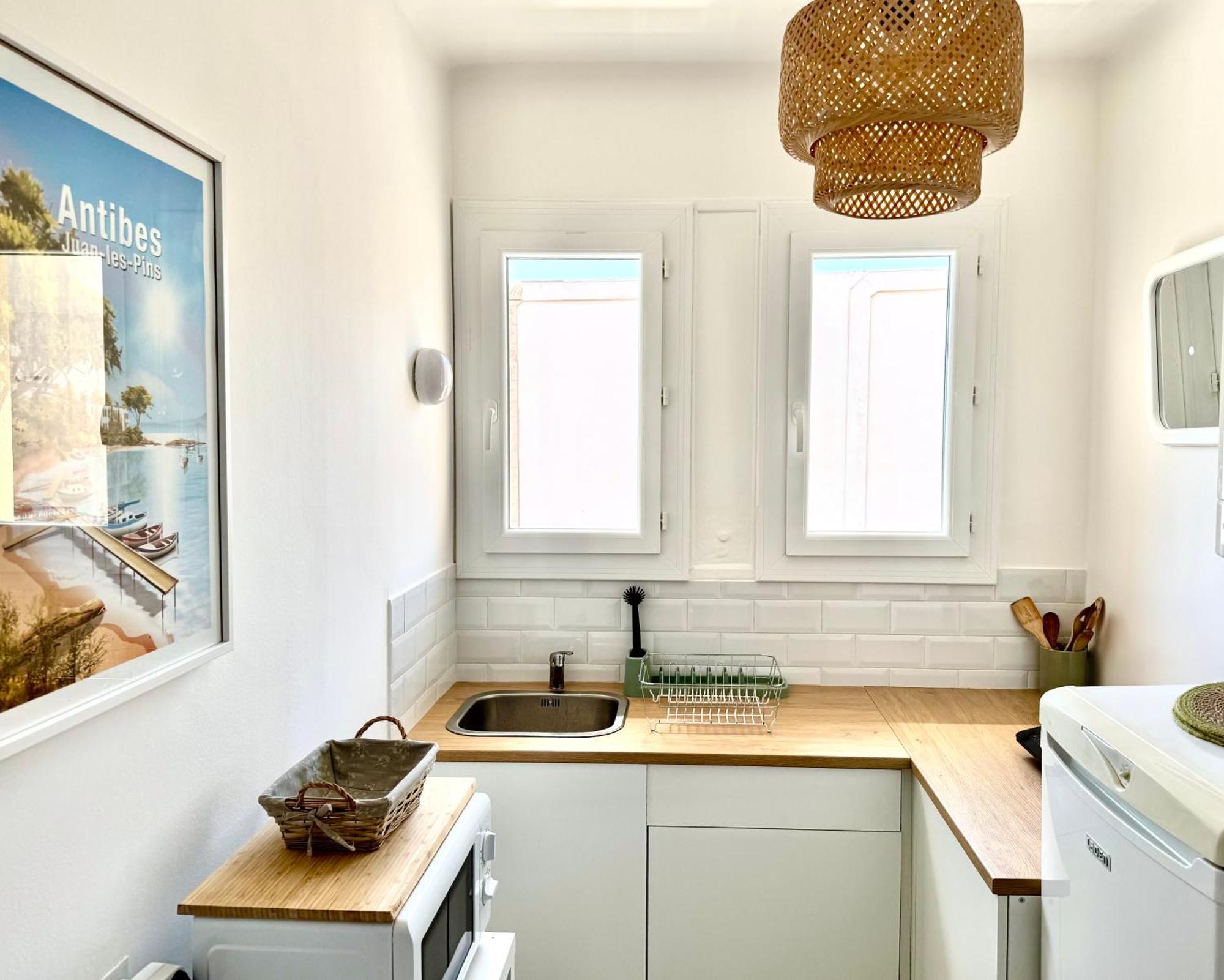 Cozy Studio, Sea View, Old Town, Near Beaches Antibes Exterior photo